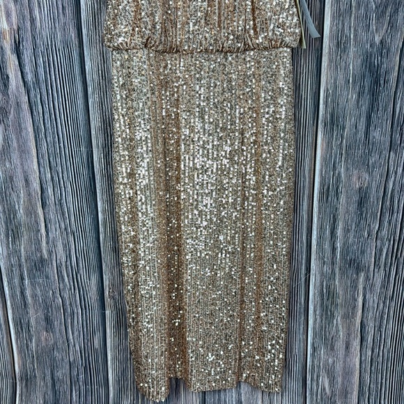 Elegant Rose Gold Sequined Mock Neck Sleeveless Dress- Size 6 - Picture 3 of 11